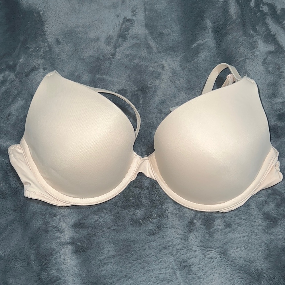 Pink Vs Push-Up Bra